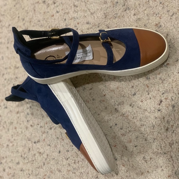 Navy Blue Suede Sandals - Picture 3 of 8